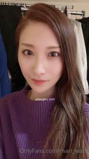 【V888AV】约了个JK装萌妹子，坐再身上调情再到床上操，口交舔弄上位骑乘猛操呻吟