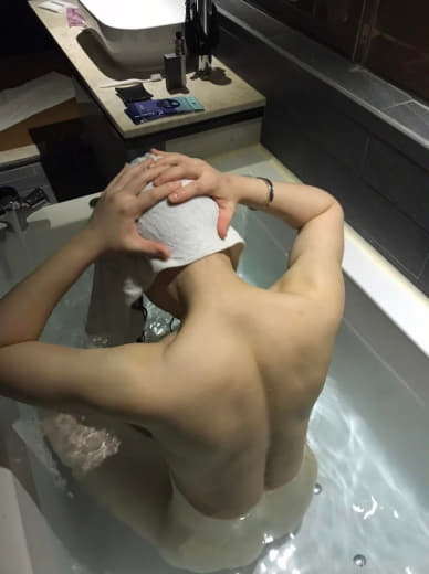 【2024-01-17】Filming videos for fan by masturbation